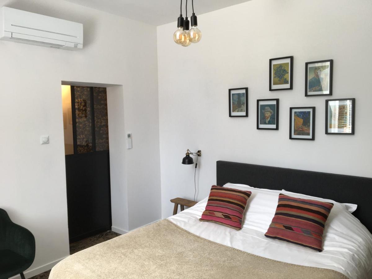 B&B Fleurie Saint-Amand-Mont-Rond Eksteriør billede