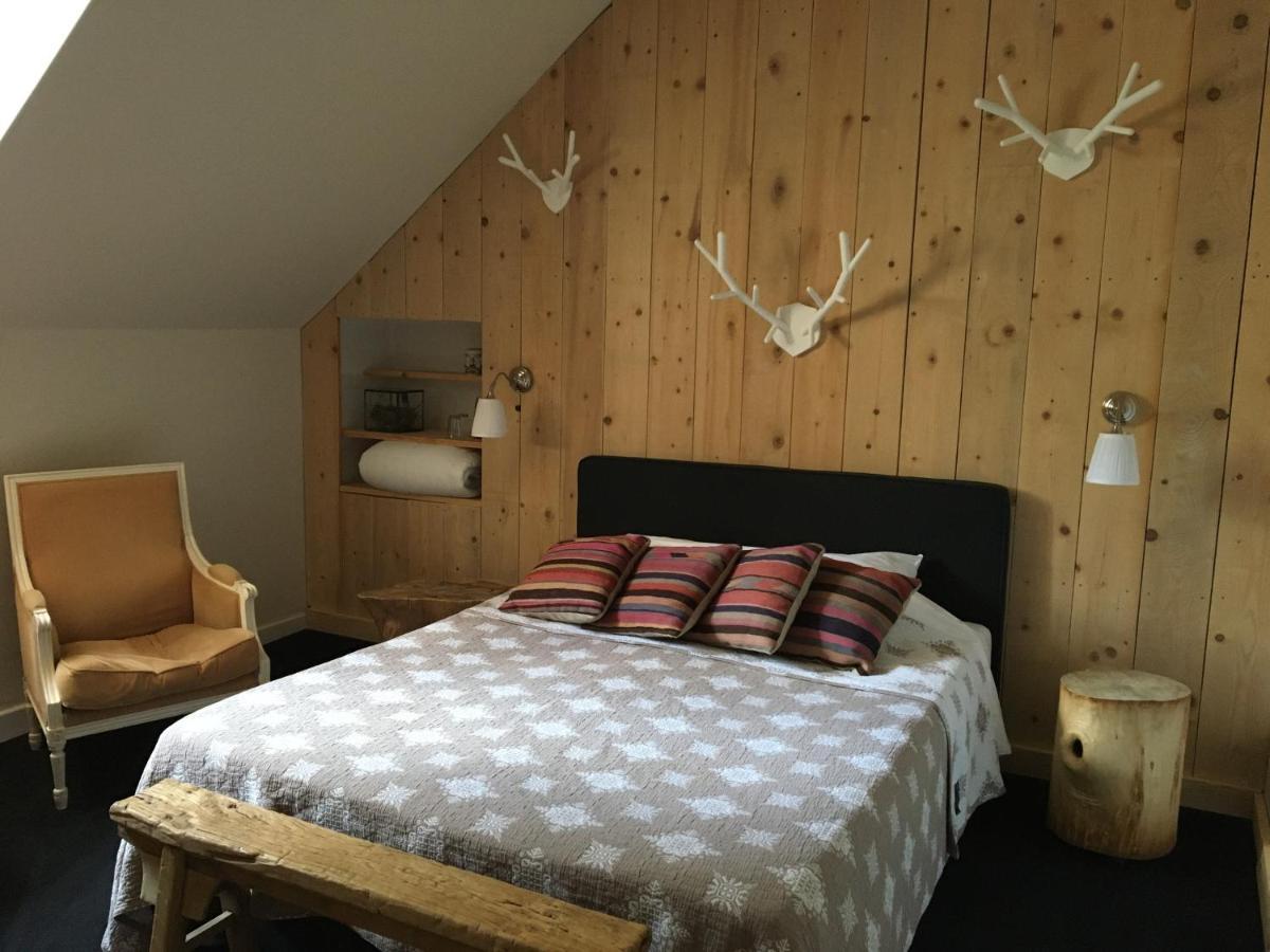 B&B Fleurie Saint-Amand-Mont-Rond Eksteriør billede