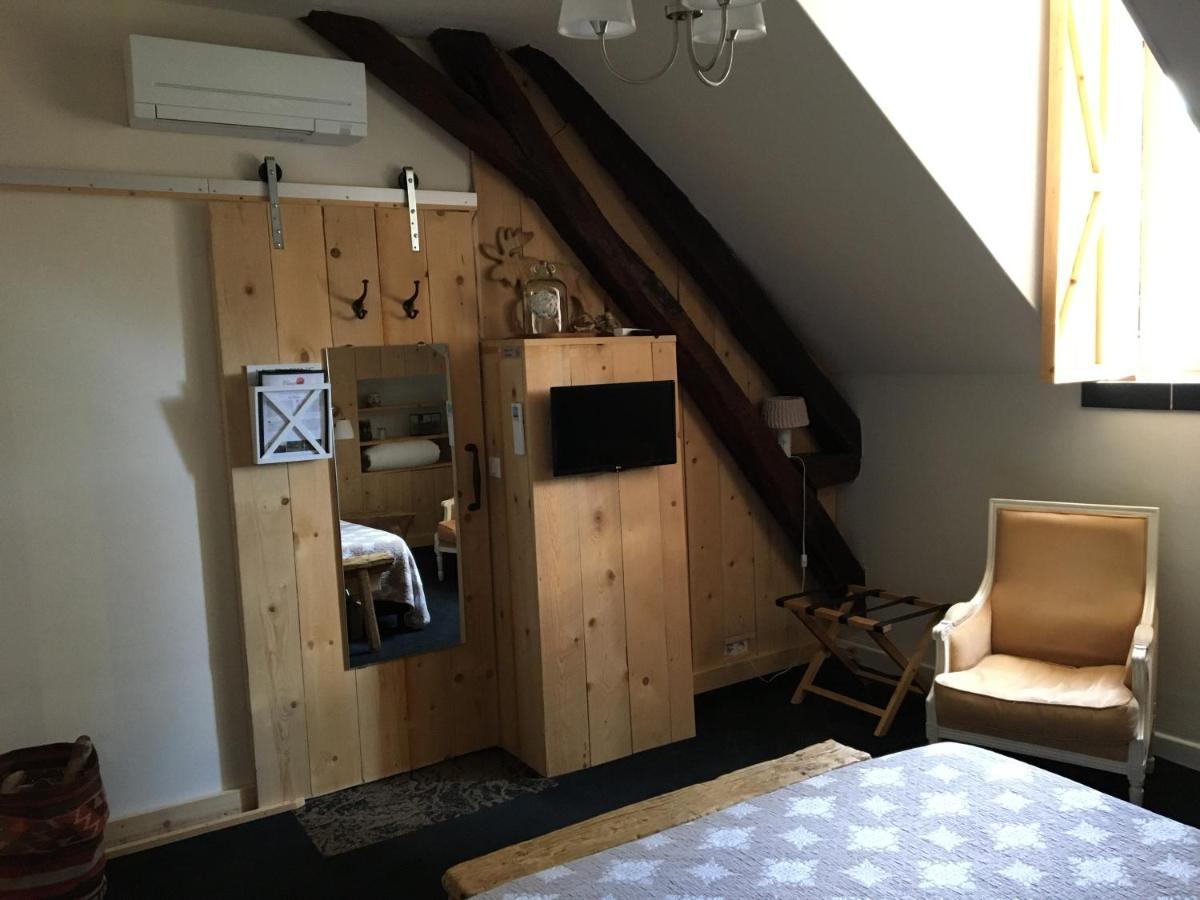 B&B Fleurie Saint-Amand-Mont-Rond Eksteriør billede