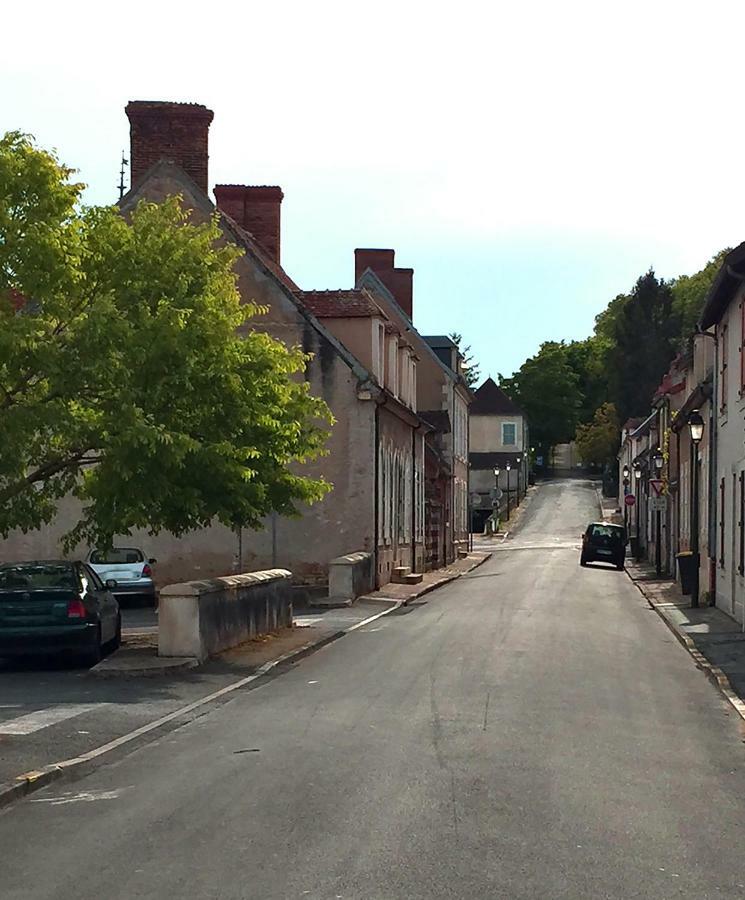 B&B Fleurie Saint-Amand-Mont-Rond Eksteriør billede