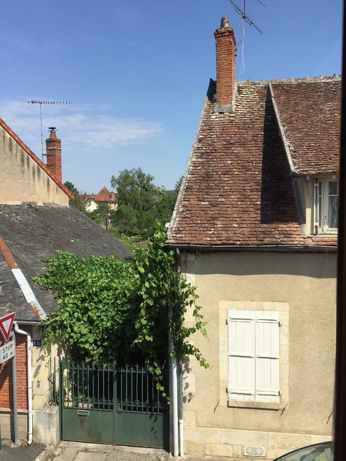 B&B Fleurie Saint-Amand-Mont-Rond Eksteriør billede