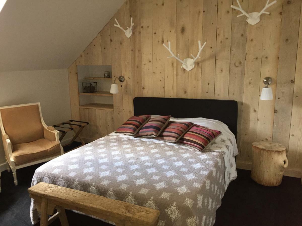 B&B Fleurie Saint-Amand-Mont-Rond Eksteriør billede